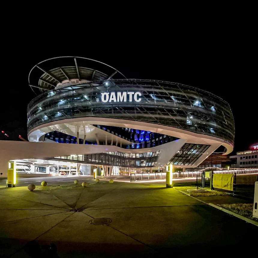 Headquarters of the Austrian Automobile Association at night