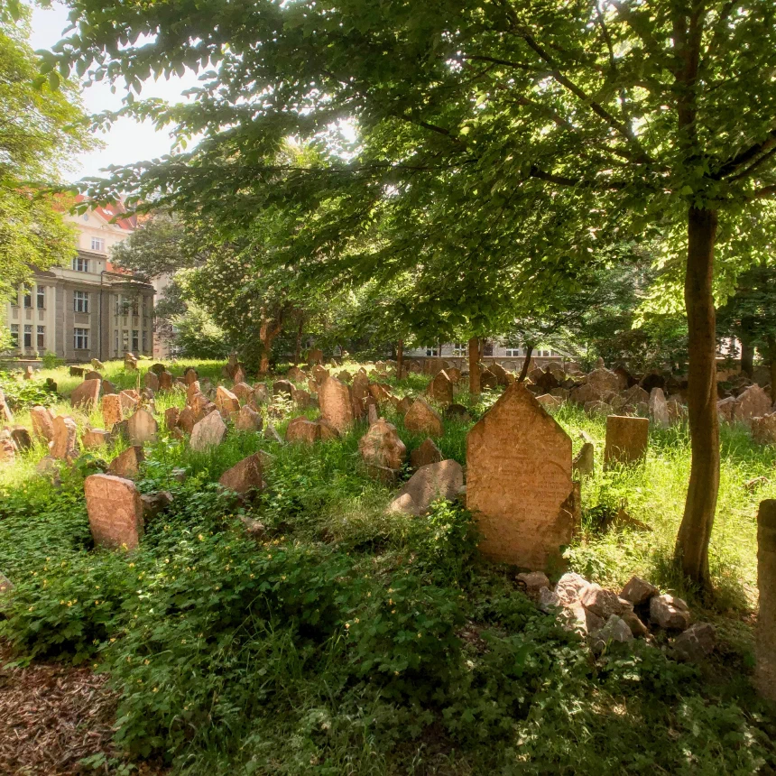 Old Jewish Cemetery in Prague