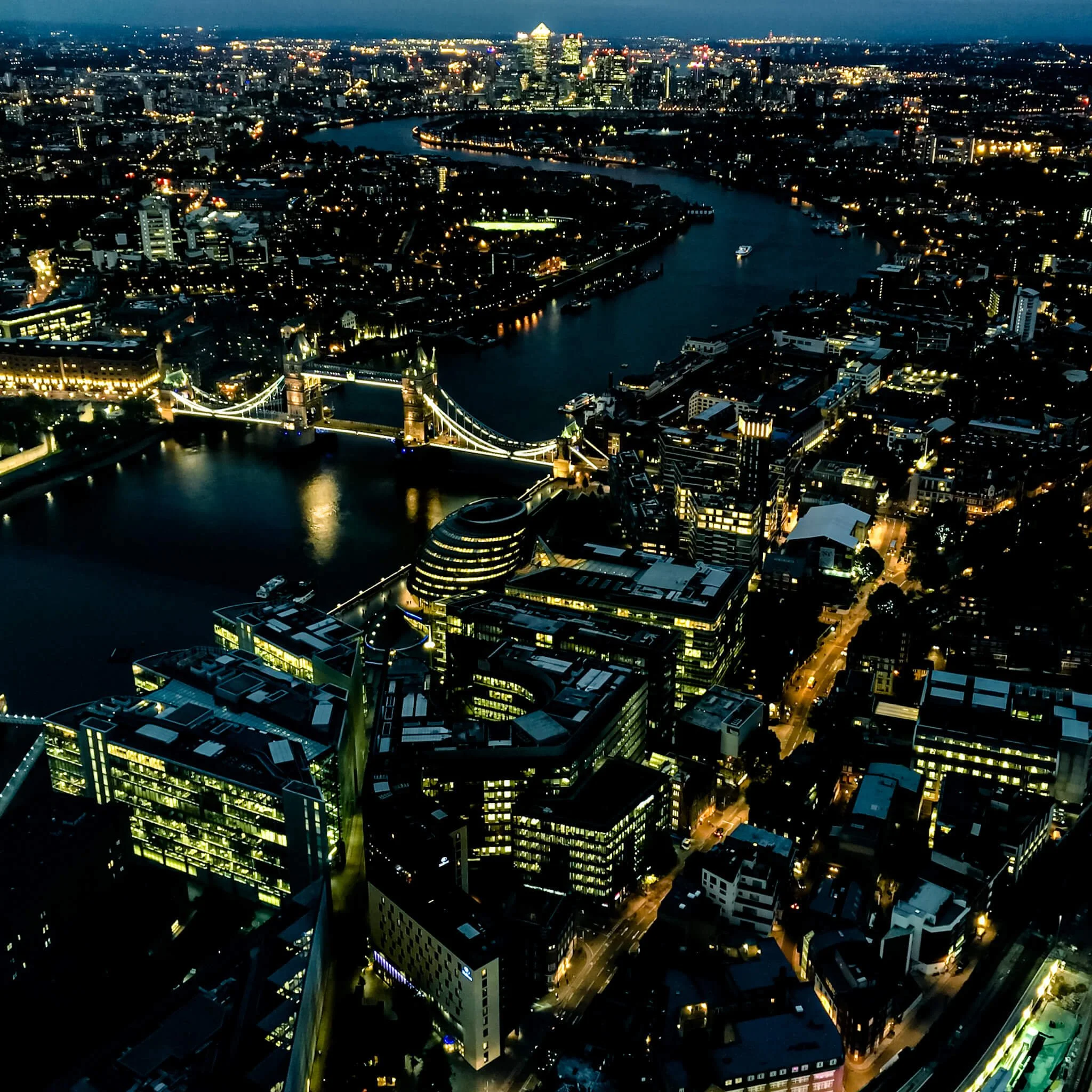 View from the Shard photography using Gorillapod mounted to handrail