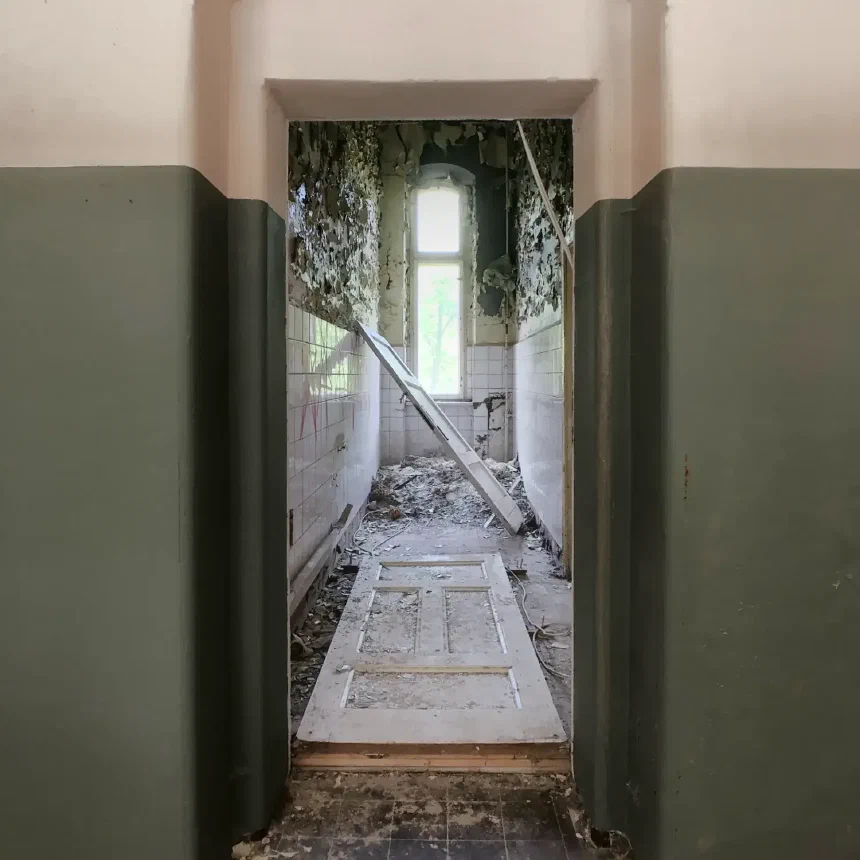 Not properly attached door