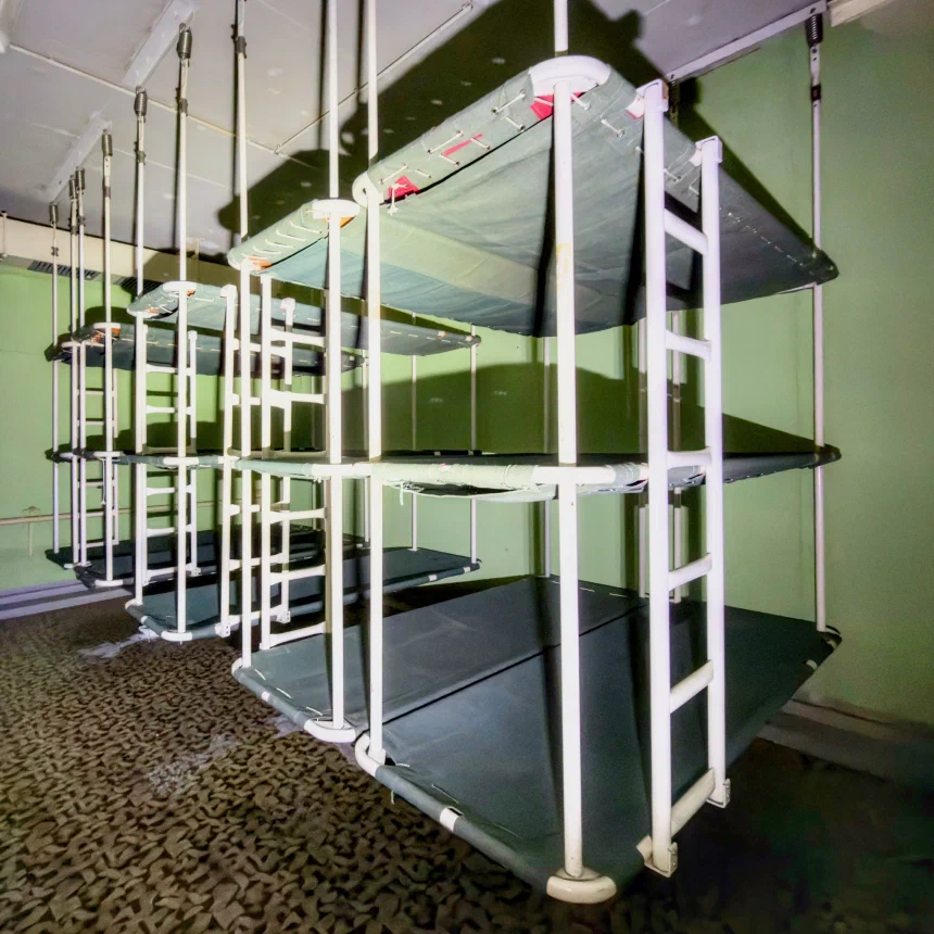 Multi-bed-room for lower rank personal
