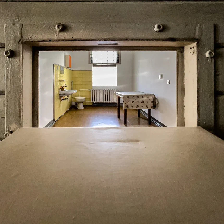 Prison cell at the Hohenschönhausen memorial