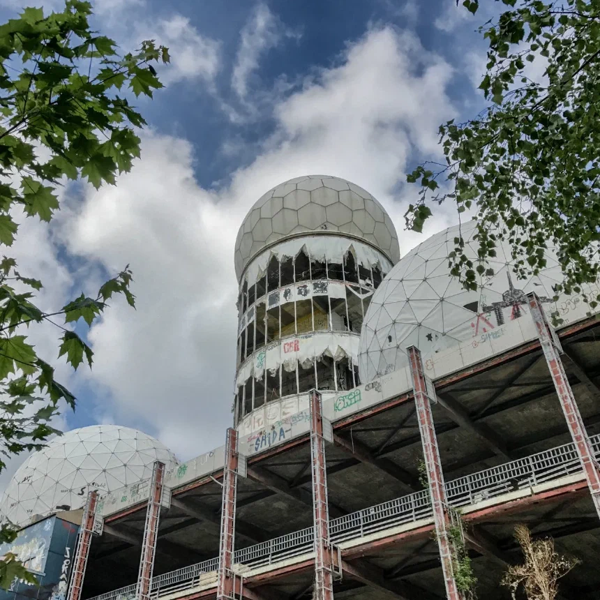 Abandoned surveillance station at the Teufelsberg in Berlin