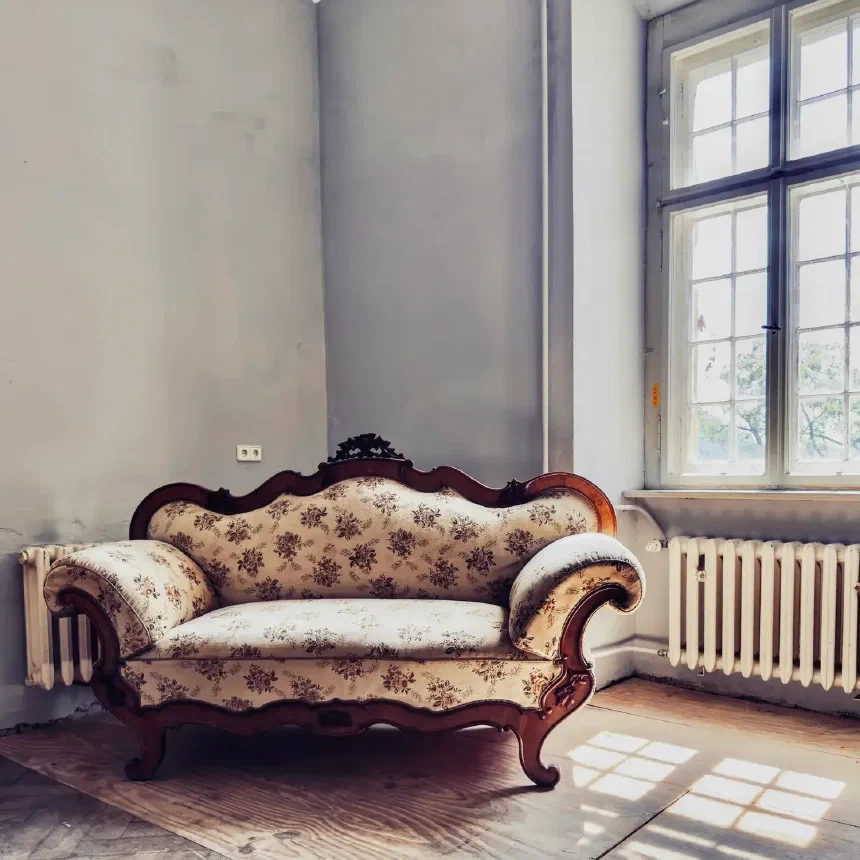 Old Furniture you can find at the Palace of Crossen
