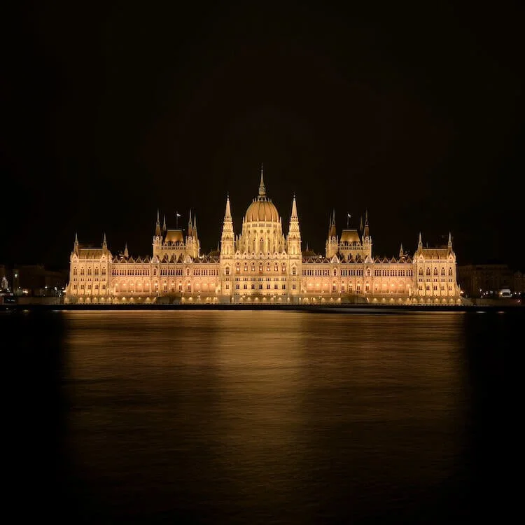 iPhone Photography Workflow: The Parliament in Budapest
