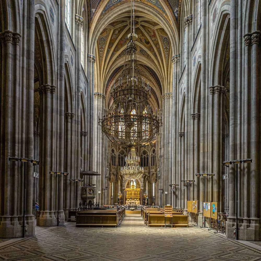 iPhone Photography Workflow: Inside the Votiv Church